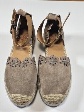 Crown Vintage Women’s Taupe Suede Espadrille Ankle-Strap Flats Size 9